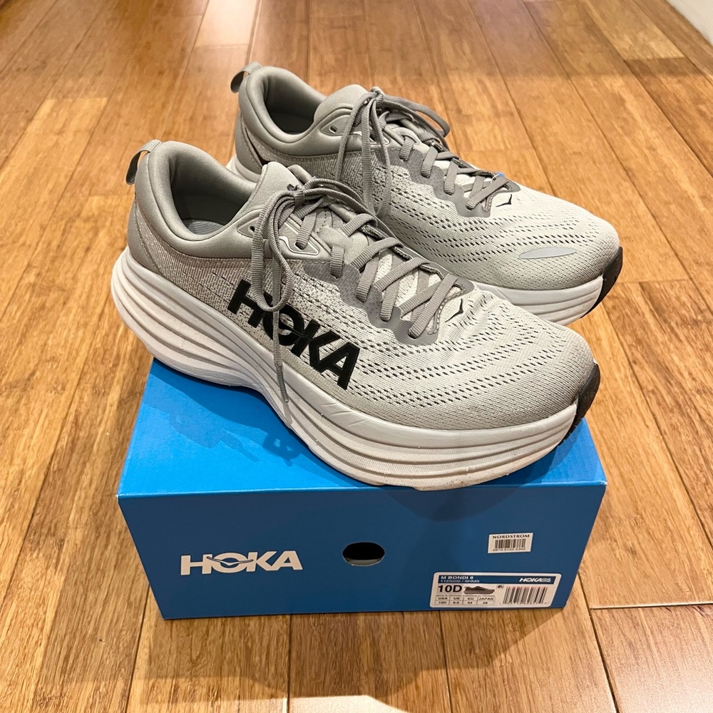 Hoka Mens Bondi 8 sneakers